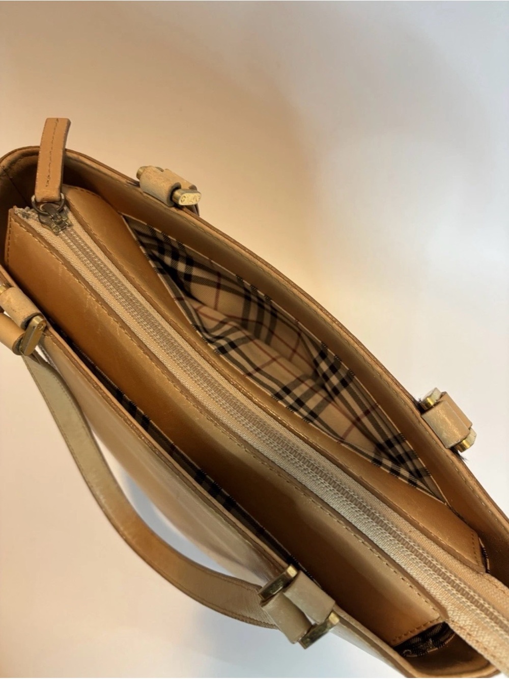 BURBERRY ($999) Classic Light Brown Leather Handbag with Nova Pattern AUTHENTIC - Picture 11 of 15